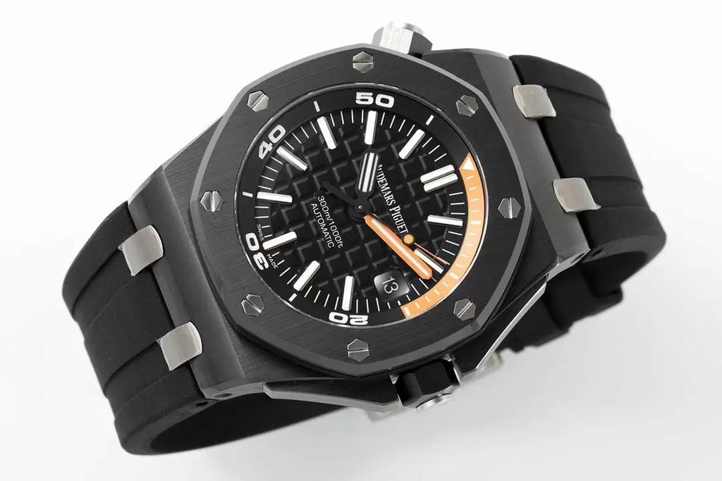 Royal Oak Offshore Diver 15707, Black