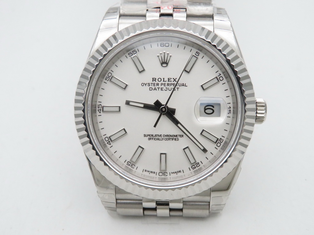 DateJust 126334, 41mm, White Dial on Jubilee Bracelet